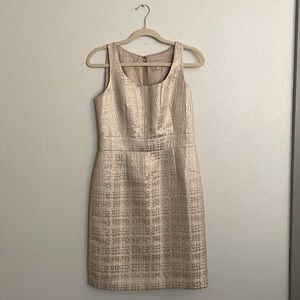 Sexy Banana Republic Gold and Cream Size 6 Petite Cocktail dress-beautiful on!